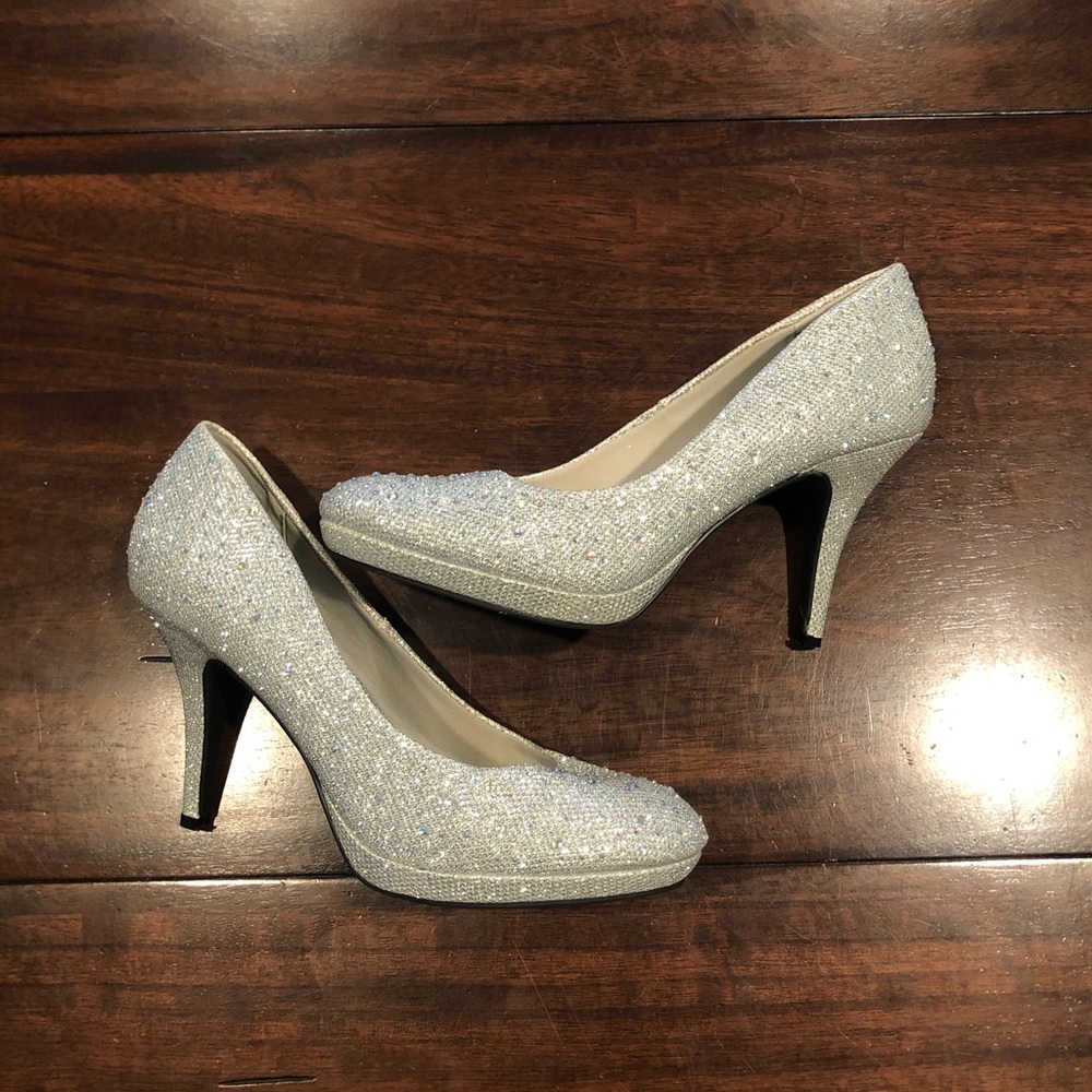Silver Rhinestoned Heels Size 9